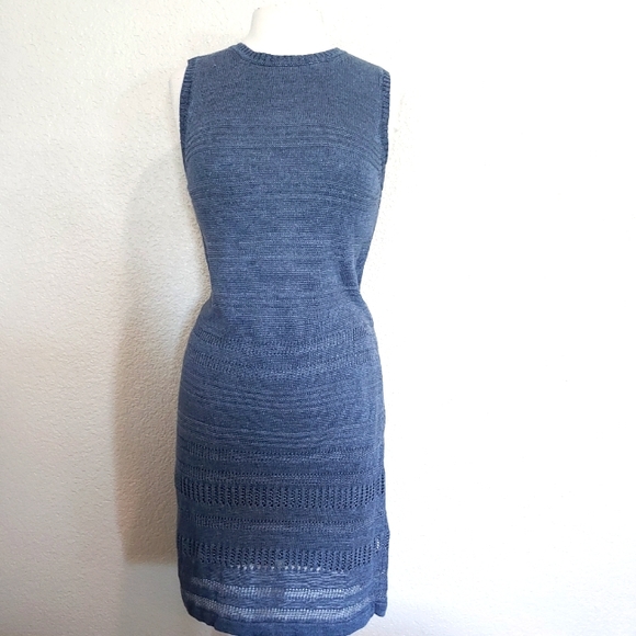 Tommy Bahama Dresses & Skirts - Tommy Bahama Blue Sleeveless Sweater Dress Size S/P